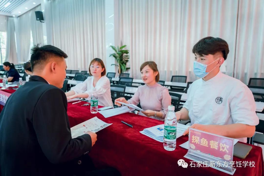 你知道為什么近年來(lái)要大力發(fā)展職業(yè)教育嗎？